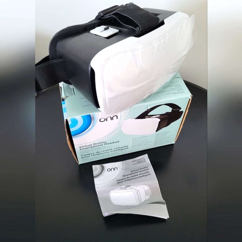 VR Headset Virtual Reality Smartphone Headset - Like new